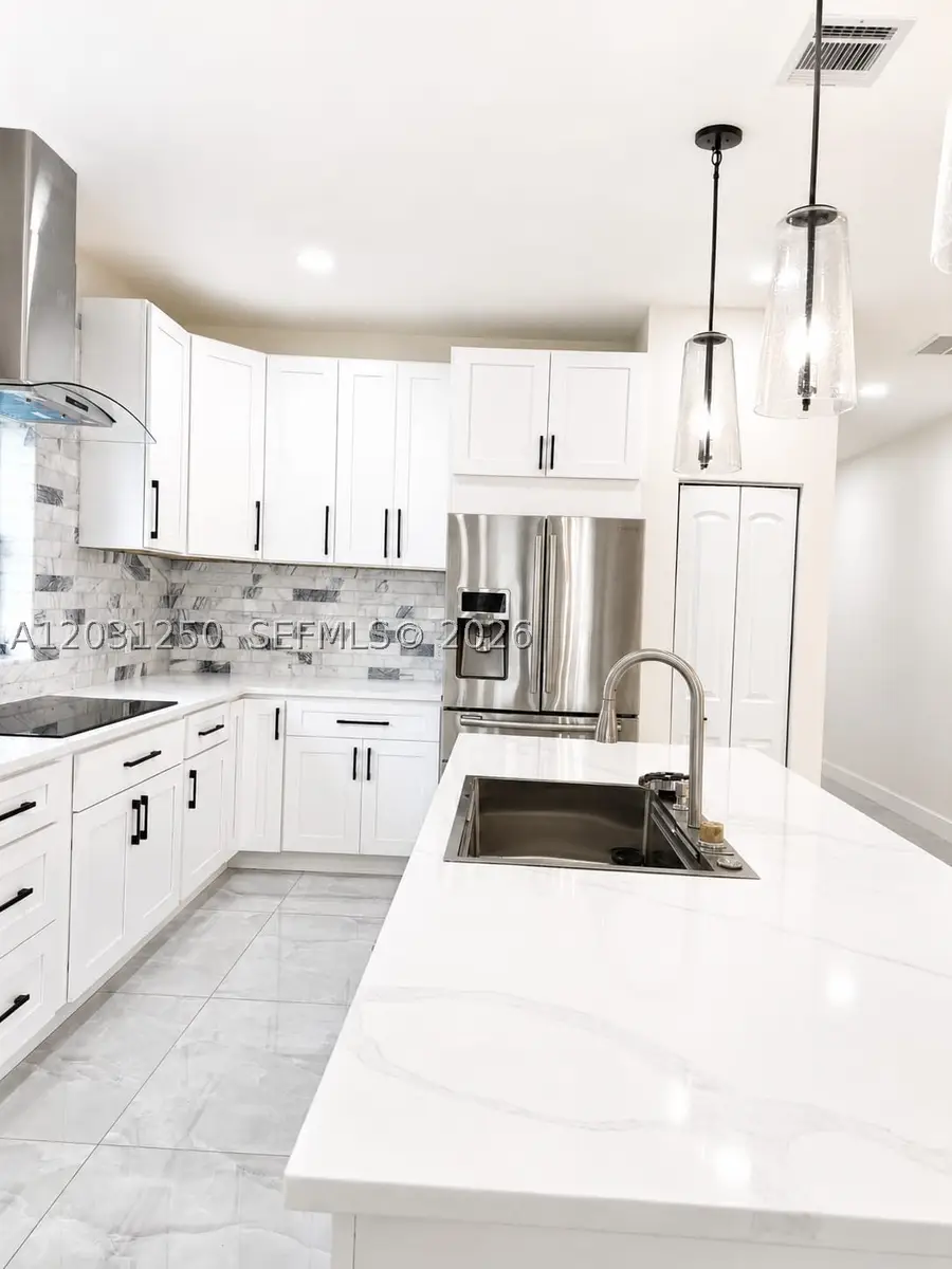 907 21st St, West Palm Beach, FL 33407 - #2