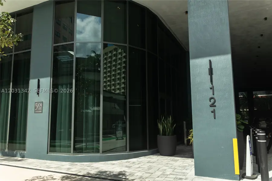 121 NE 5th St #1012A, Miami, FL 33132 - #2