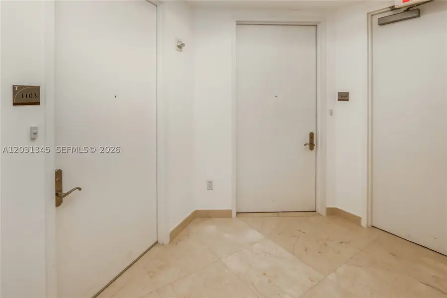 15811 Collins Ave #1105, Sunny Isles Beach, FL 33160 - #2