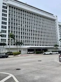 700 Biltmore Way #219, Coral Gables, FL 33134