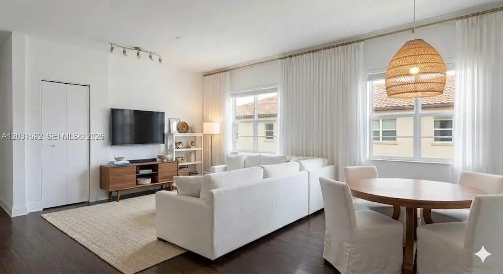 420 15th St #307, Miami Beach, FL 33139 - #1