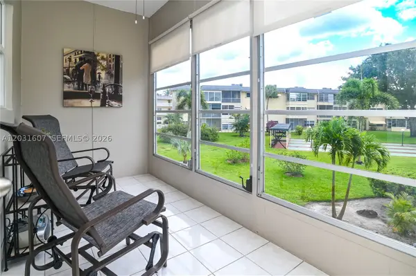 4431 NW 16th St #H205, Lauderhill, FL 33313