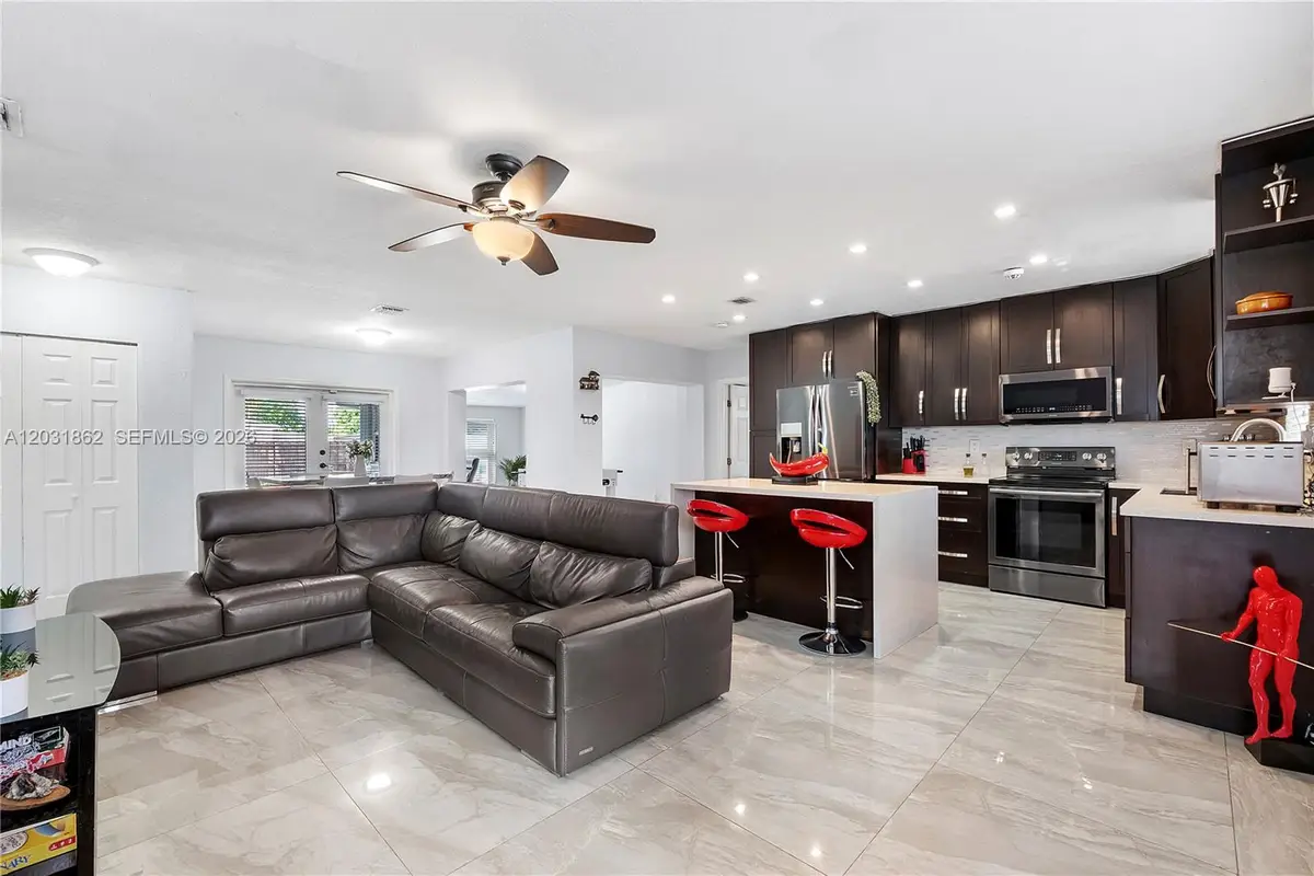 6810 Douglas St, Hollywood, FL 33024 - #1