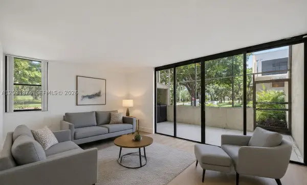 20300 W Country Club Dr #106-3, Aventura, FL 33180