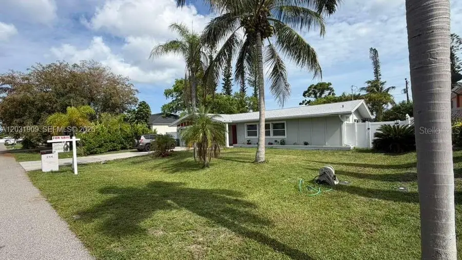 244 SE 46th St, Cape Coral, FL 33904 - #3