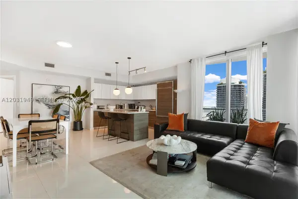 1100 S Miami Ave #3810, Miami, FL 33130