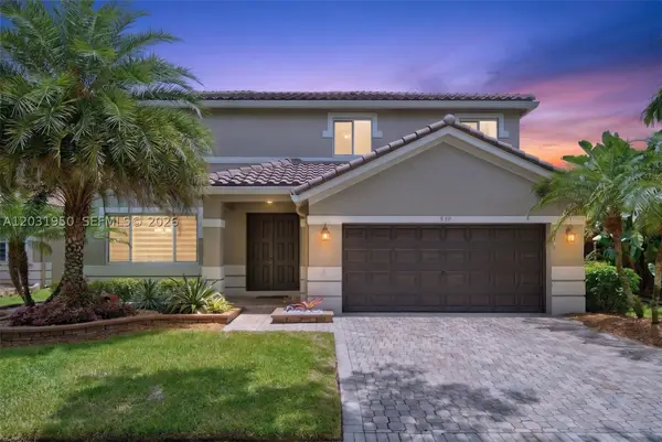 830 Hawthorn Ter, Weston, FL 33327