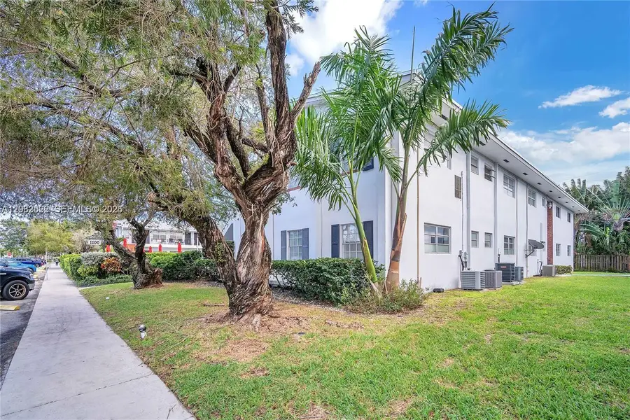 1100 Atlantic Shores Blvd #405, Hallandale Beach, FL 33009 - #2