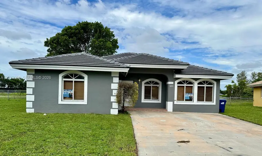 1890 NW 204th St, Miami Gardens, FL 33056 - #2