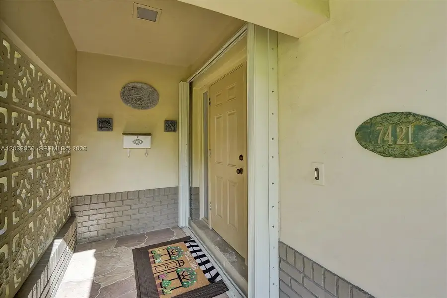 7421 NW 8th Ct, Plantation, FL 33317 - #3