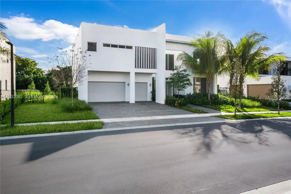 16720 N Botaniko Dr N, Weston, FL 33326 - #1