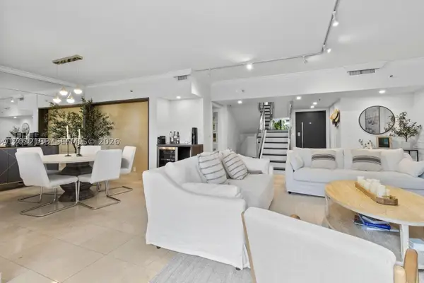 520 Brickell Key Dr #A307, Miami, FL 33131