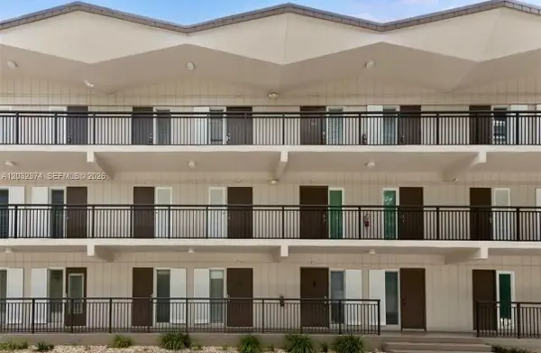1967 S Ocean Blvd #205, Lauderdale By The Sea, FL 33062