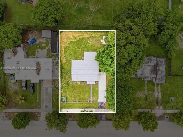 2520 NW 160th St, Miami Gardens, FL 33054 - #3