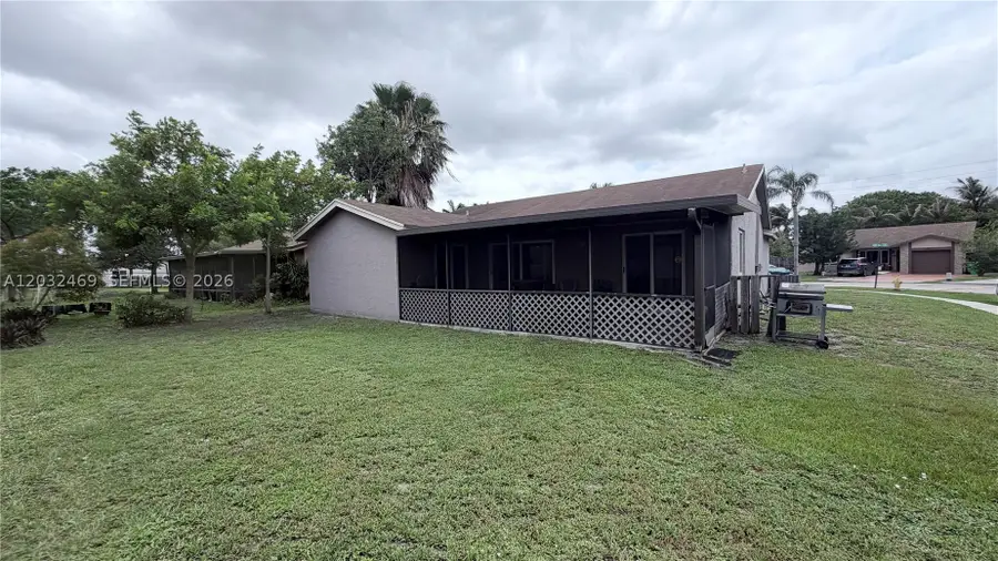 5356 NW 93rd Ter, Sunrise, FL 33351 - #2
