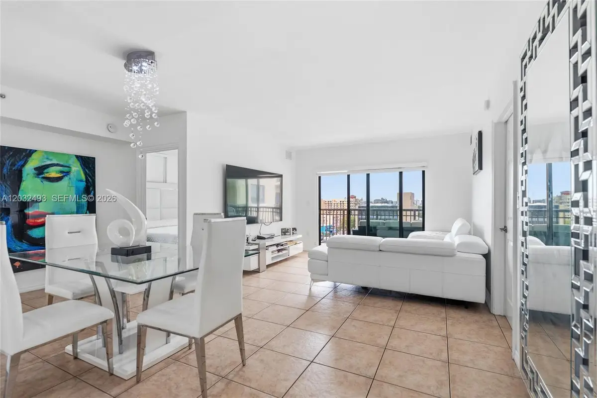 4242 NW 2nd St #1001, Miami, FL 33126 - #1