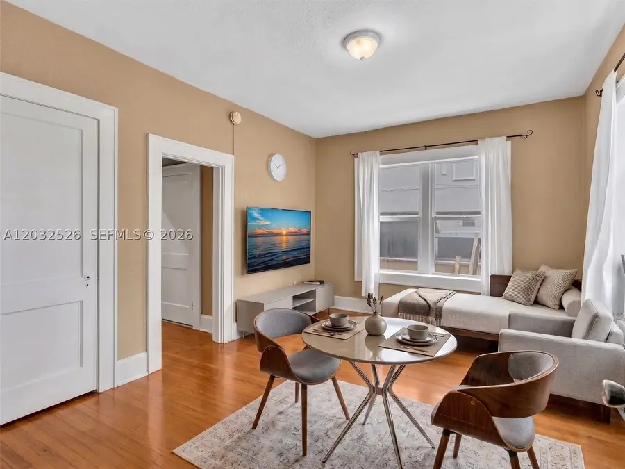 124 Mendoza Ave #6, Coral Gables, FL 33134 - #2