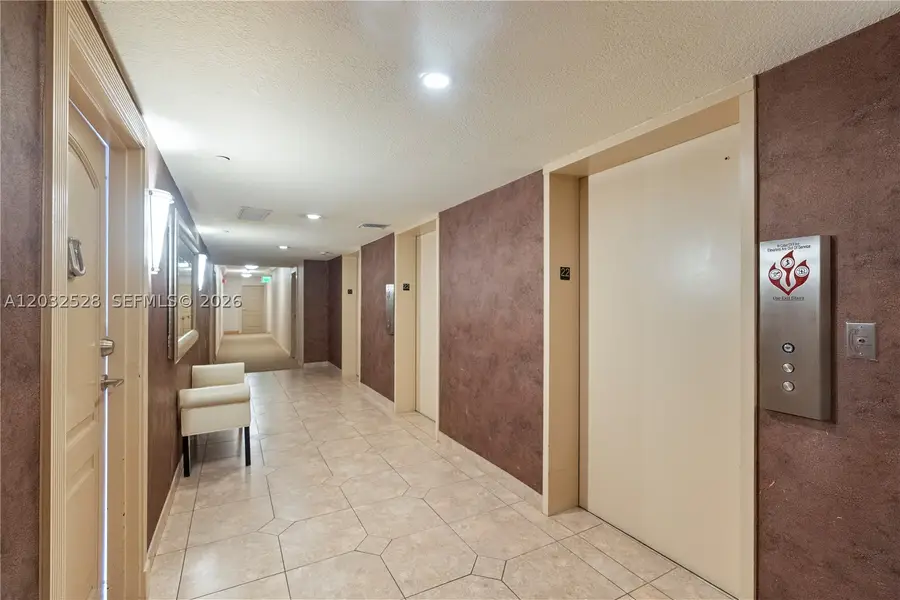 3675 N Country Club Dr #1406, Aventura, FL 33180 - #3