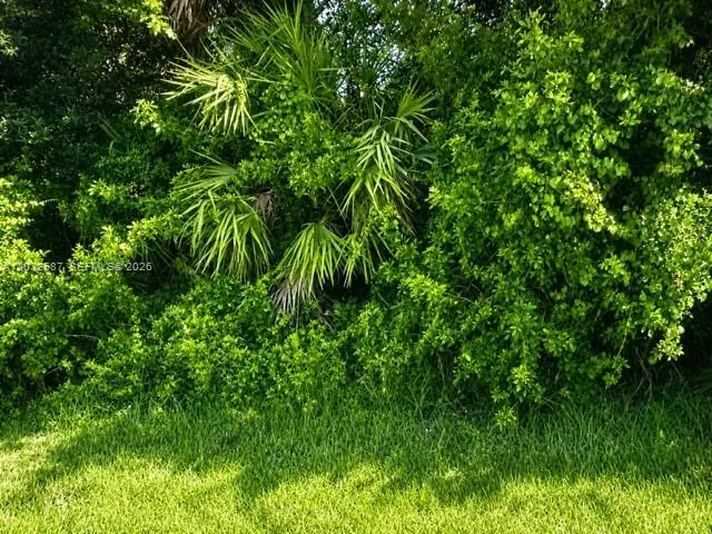 1585 SW Mullinax Ave, Port Saint Lucie, FL 34953 - #1
