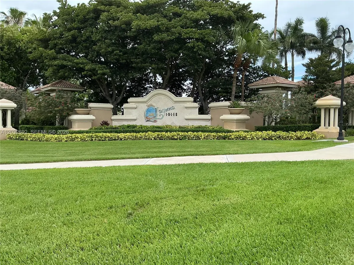 19302 SW 68th St, Pembroke Pines, FL 33332 - #1