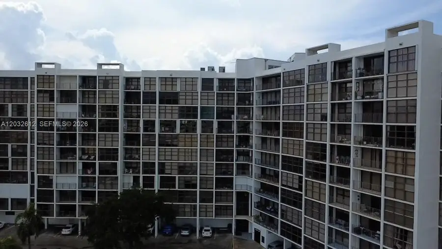 400 Leslie Dr #1124, Hallandale Beach, FL 33009 - #3