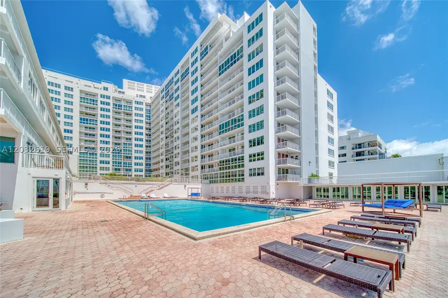5401 Collins Ave #1135, Miami Beach, FL 33140 - #2