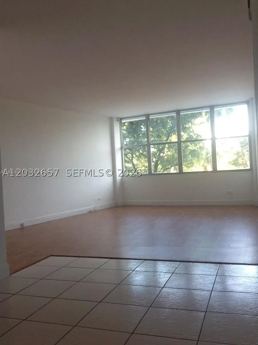 7441 Wayne Ave #2O, Miami Beach, FL 33141 - #3