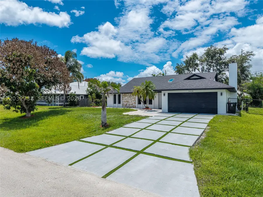 3438 SE Hart Cir, Port Saint Lucie, FL 34984 - #3