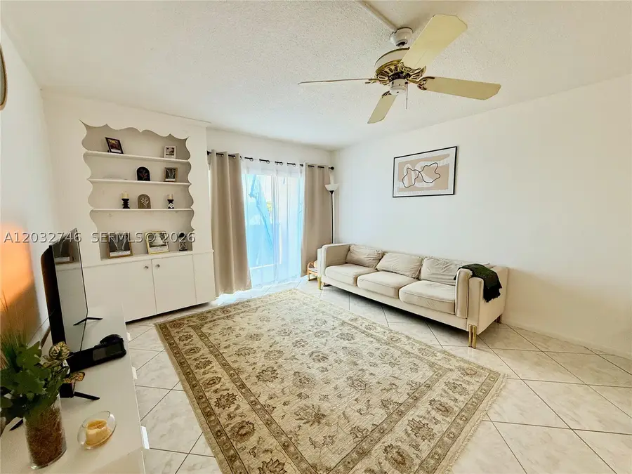 400 Kings Point Dr #309, Sunny Isles Beach, FL 33160 - #2
