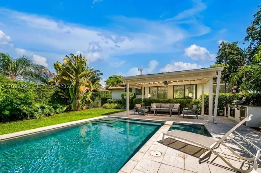1172 NE 103rd St, Miami Shores, FL 33138 - #2