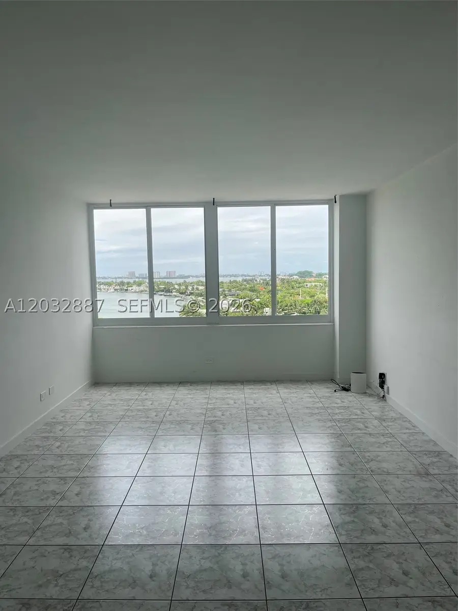 7441 Wayne Ave #8B, Miami Beach, FL 33141 - #2
