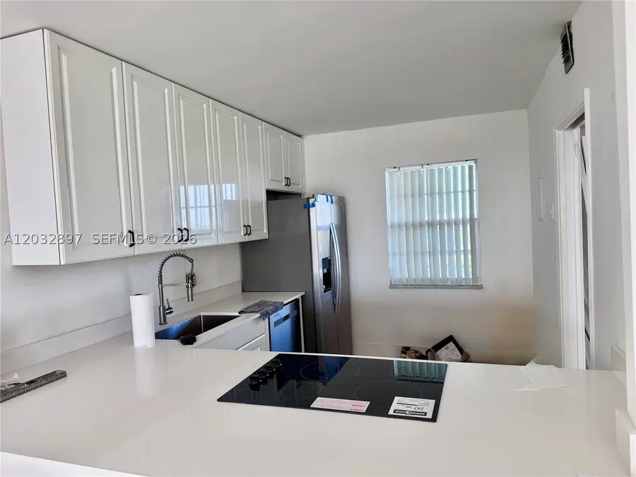 575 Oaks Ln #1008, Pompano Beach, FL 33069 - #2