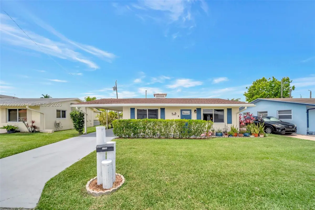 2708 NW 51st Pl, Tamarac, FL 33309 - #1