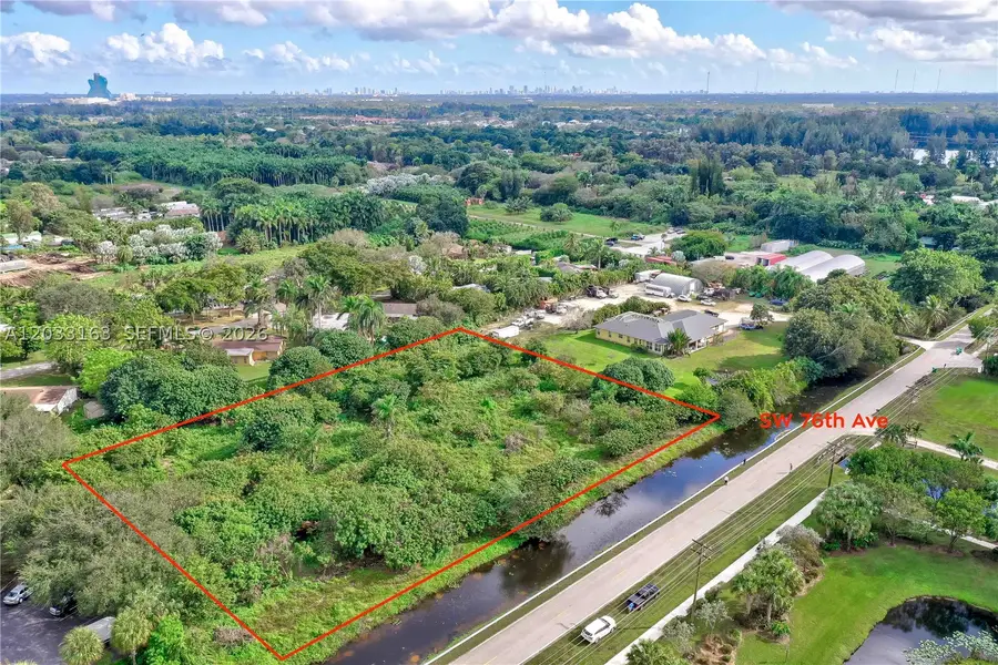 76 SW Ave, Davie, FL 33314 - #2