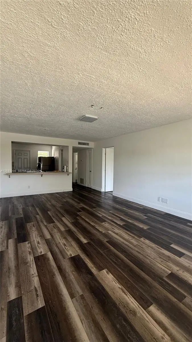 1400 NE 191st St #310, Miami, FL 33179 - #3
