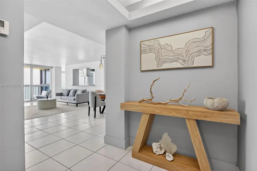2655 Collins Ave #1512, Miami Beach, FL 33140 - #2