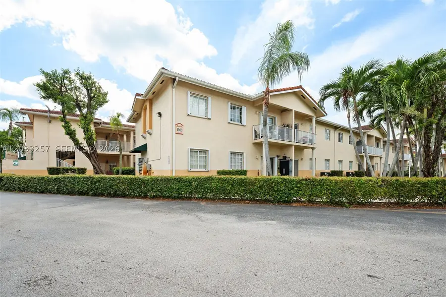 6900 NW 179th St #204-1, Hialeah, FL 33015 - #2