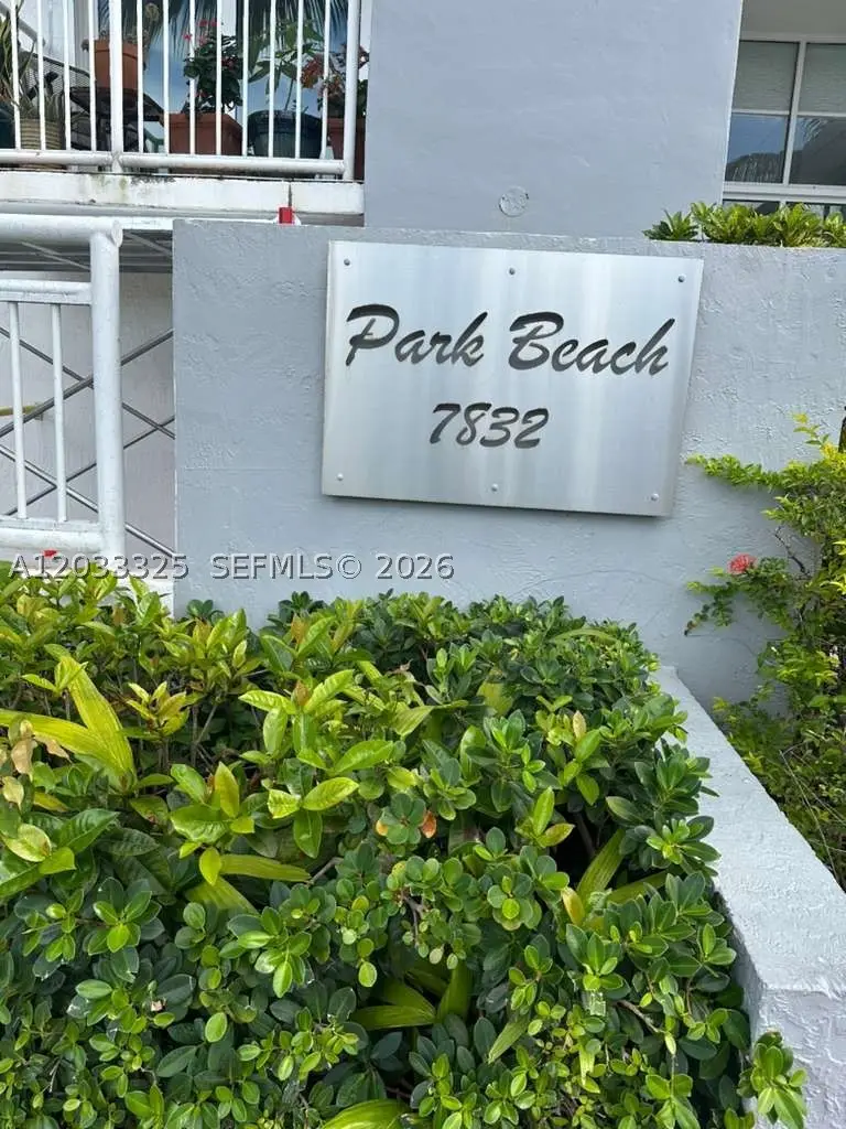 7832 Collins Ave #406, Miami Beach, FL 33141 - #2