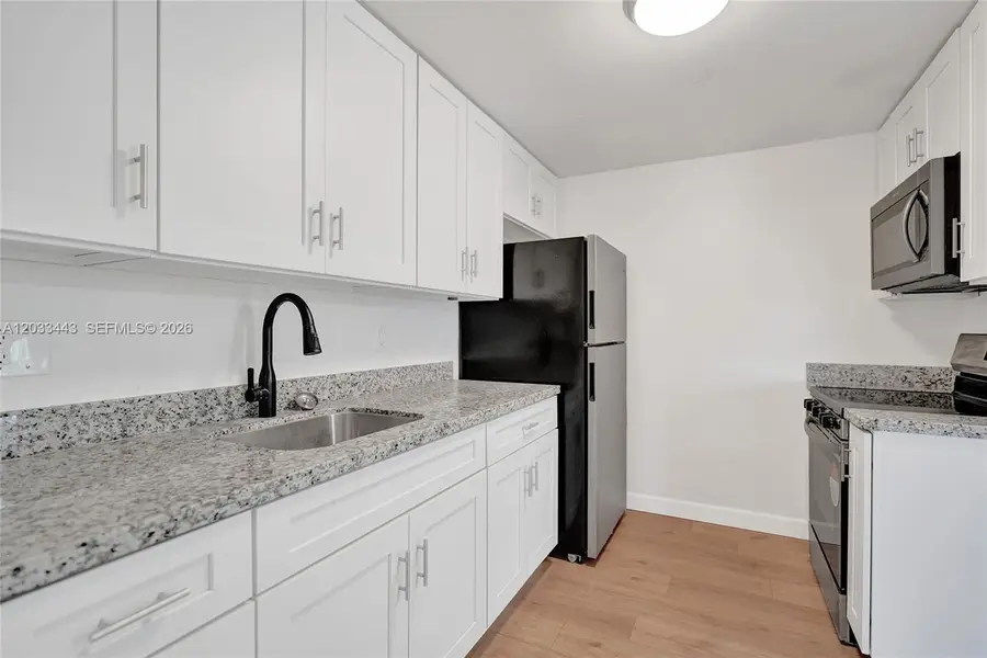 307 NW 11th Ave, Delray Beach, FL 33444 - #3