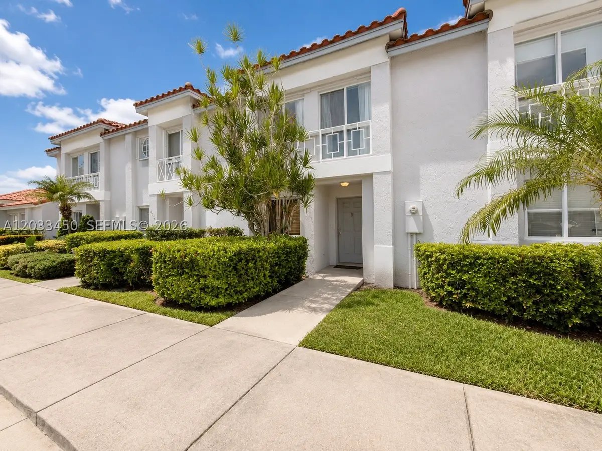 532 NW 208th Ter, Pembroke Pines, FL 33029 - #1