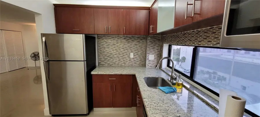 16909 N Bay Rd #815, Sunny Isles Beach, FL 33160 - #2
