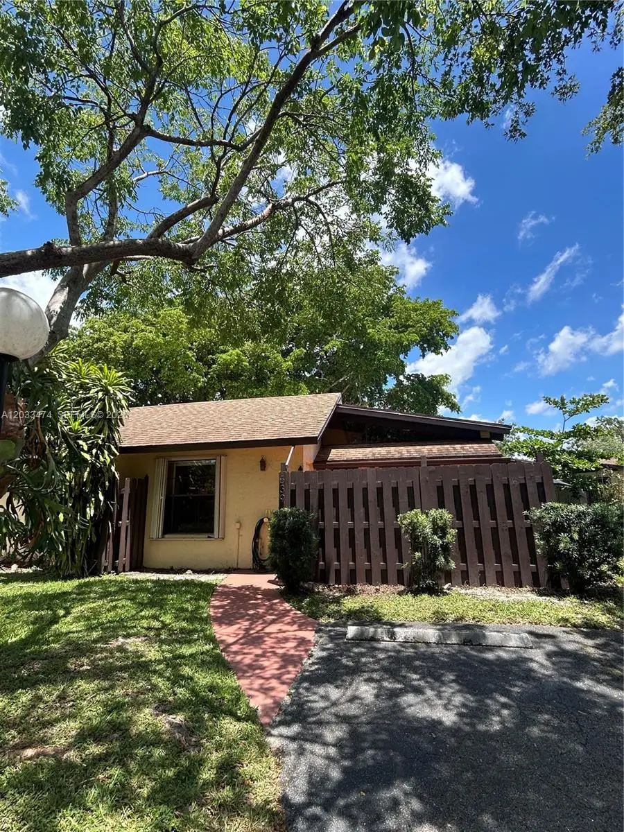 539 Briarwood Cir #2-57, Hollywood, FL 33024 - #2