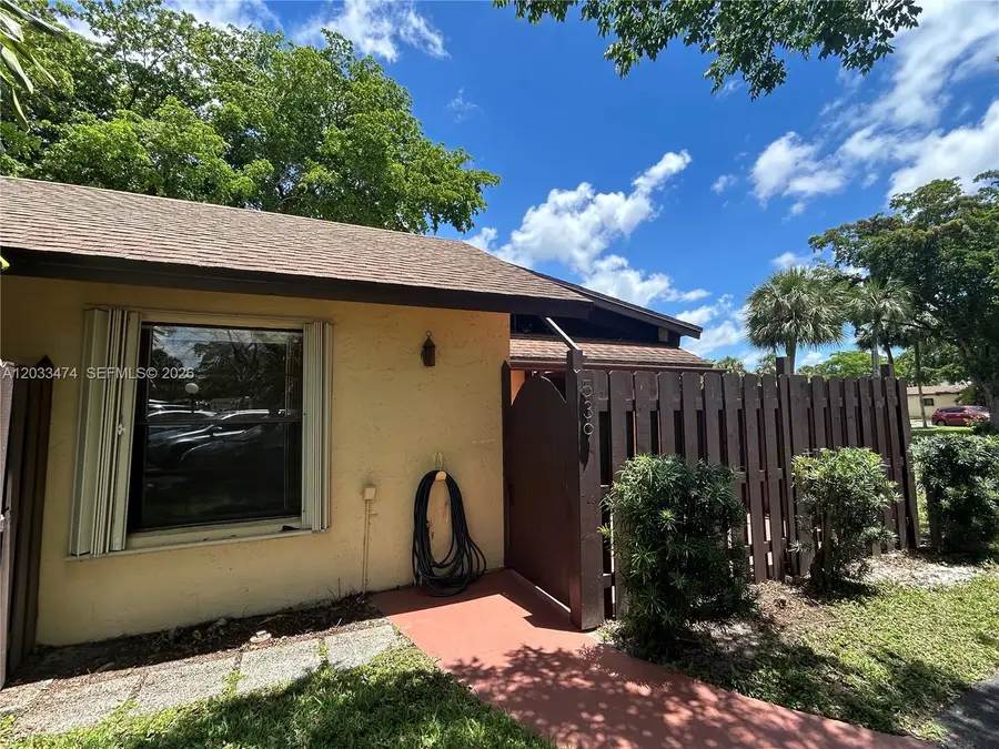 539 Briarwood Cir #2-57, Hollywood, FL 33024 - #3