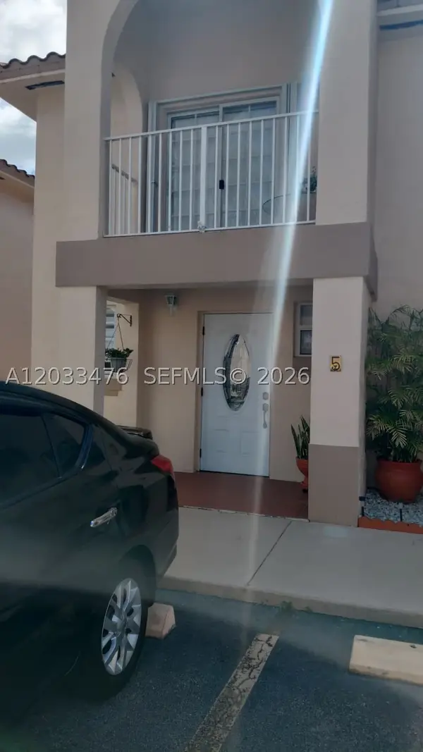 507 W 68th St #5, Hialeah, FL 33014
