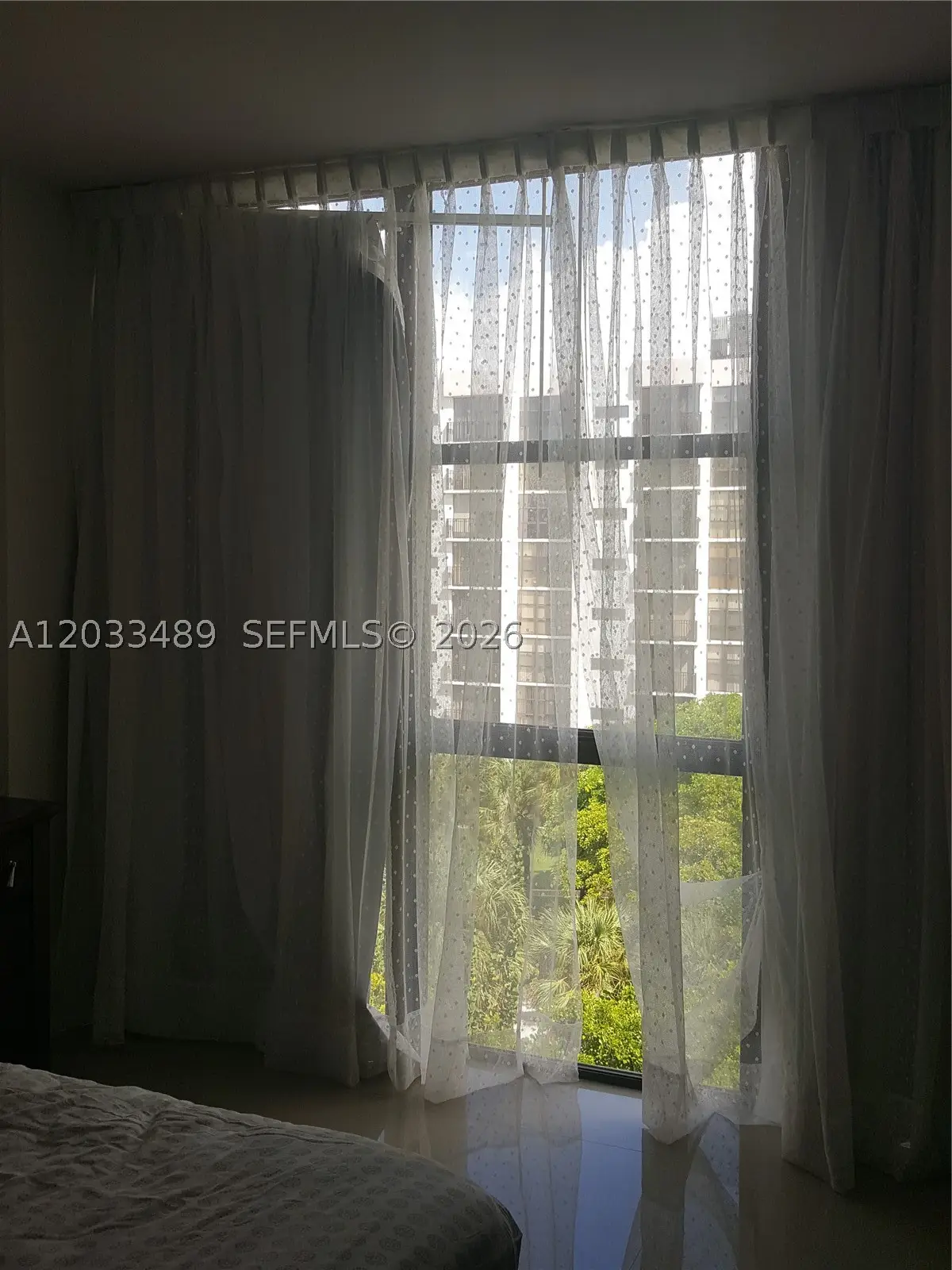 16919 N Bay Rd #608, Sunny Isles Beach, FL 33160 - #1