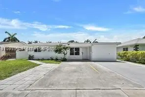 814 NE 4th St, Hallandale Beach, FL 33009 - #1