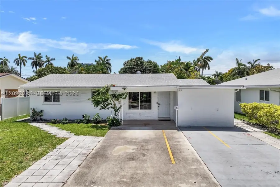 814 NE 4th St, Hallandale Beach, FL 33009 - #3