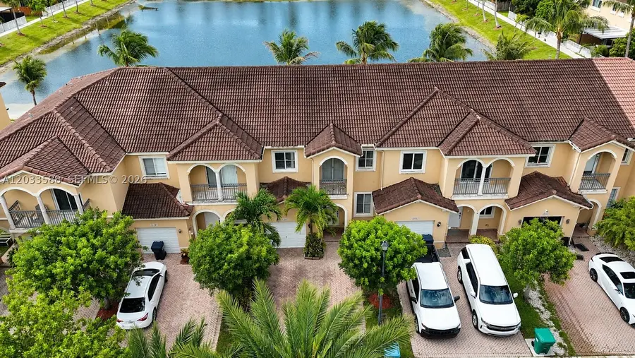 16590 SW 70th St, Miami, FL 33193 - #2