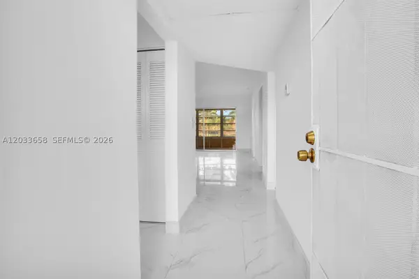 8852 W Mcnab Rd #205, Tamarac, FL 33321