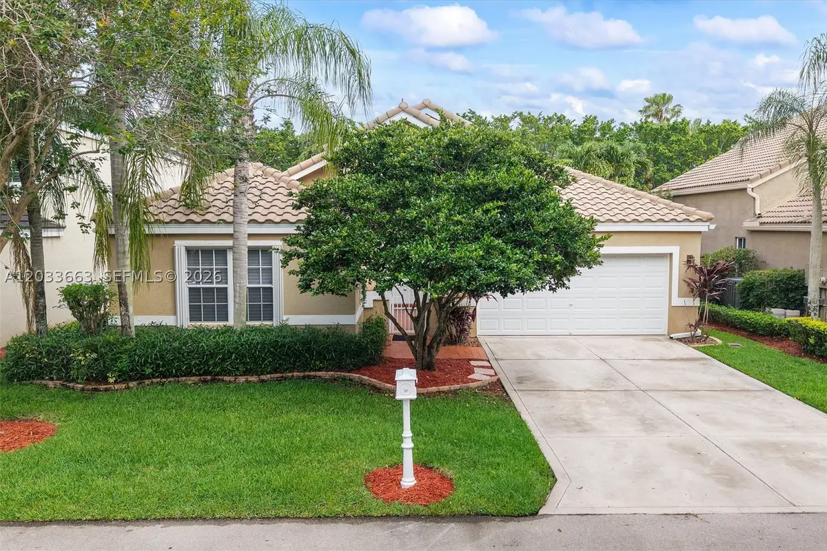 2013 Island Cir, Weston, FL 33326 - #1